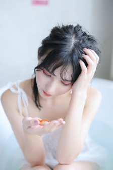 蒂法h全彩本子